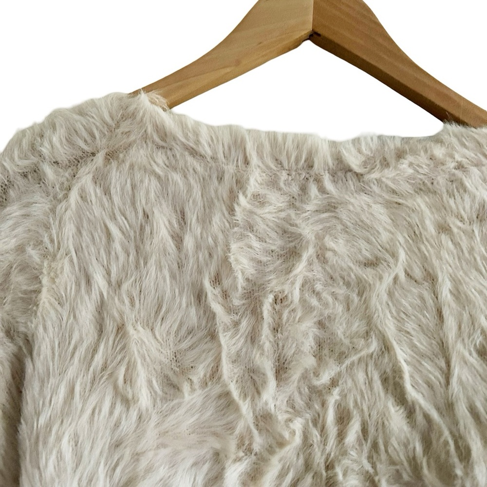 Free People Cream Soft Faux Fur Cardigan Oversized Small - Picture 12 of 15